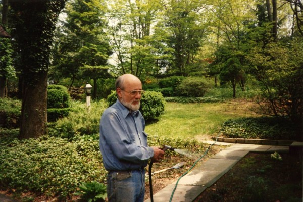 Irwin Rubin in his garden at Brambleworth, 35mm color photo, c. 1980s