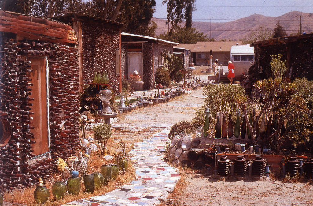 RB Prisbrey BottleVillage 001 14232636865 l
