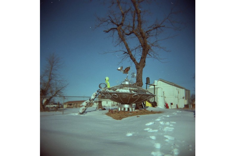 holga025