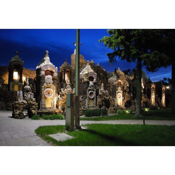 16grotto-at-night