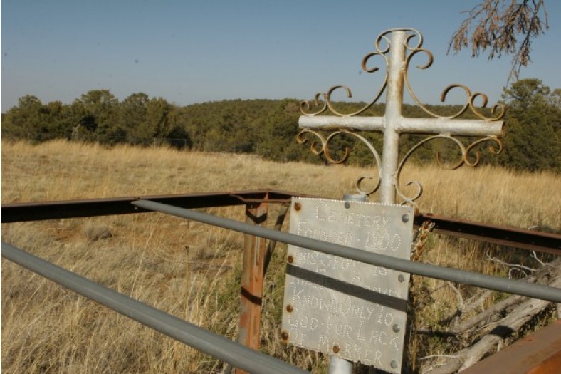 garland-cemetery-in-chilili-nm2441451037l