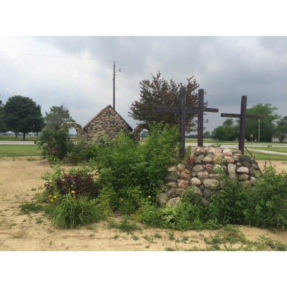 chapel-east-facade-and-garden