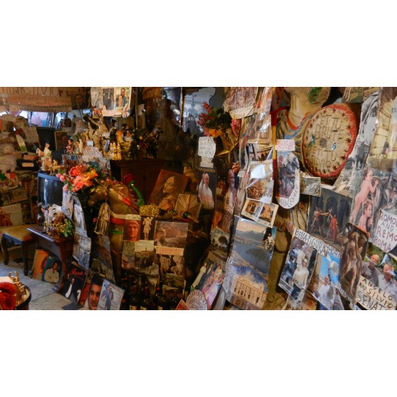 2017-sept-23-store-interior-8