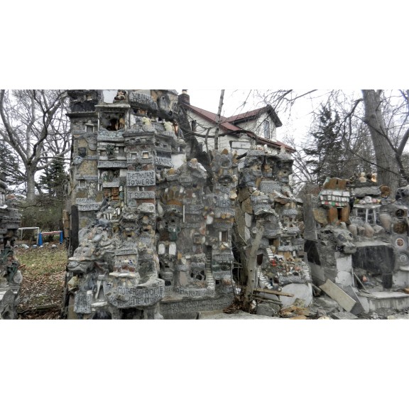 2018-april-27-silvio-monuments-4