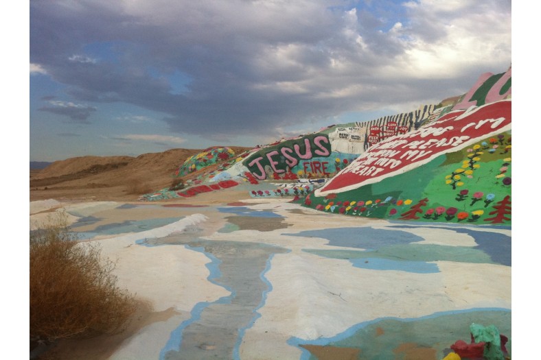 salvation mountain 6238608716 o