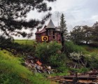 victor bobbie moore junk castle 34470305216 o