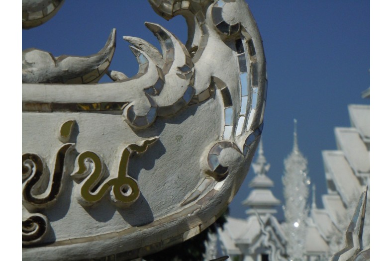 wat rong kuhn chiang rai thailand 5430809473 o v2