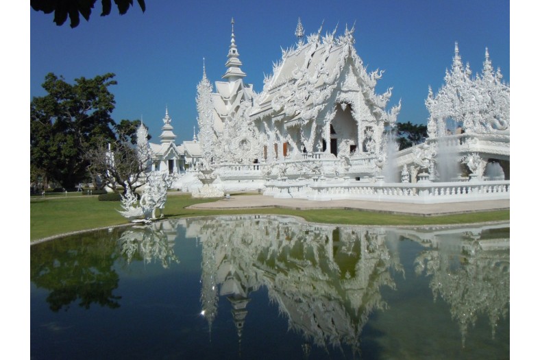 wat rong kuhn chiang rai thailand 5430824761 o v2