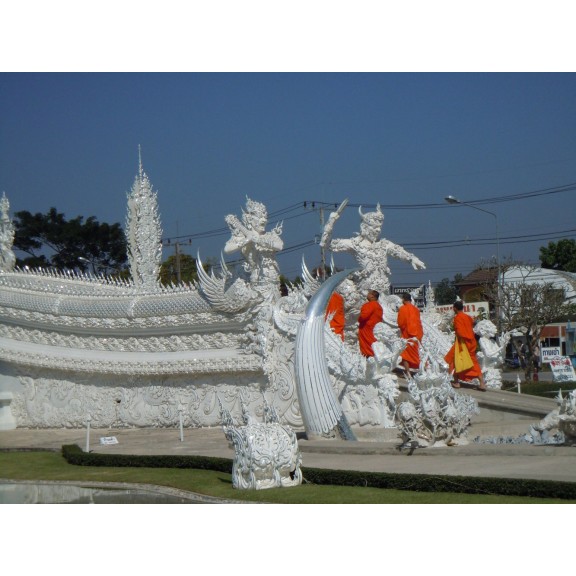 wat rong kuhn chiang rai thailand 5431442080 o v2