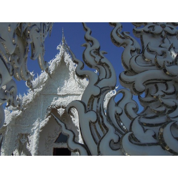 wat rong kuhn chiang rai thailand 5431463704 o v2