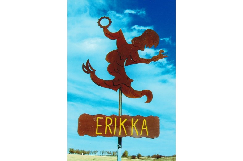 32 erikka 2